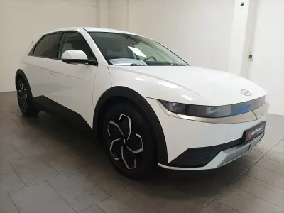 Usata Hyundai Ioniq 5 Techniq 160 kW (218 CV) 2023 Bianco SUV