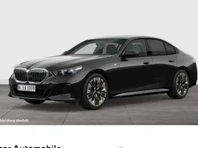 Gebraucht BMW 520 Comfort Edition 197 PS (144 kW) 2025 Schwarz Limousine