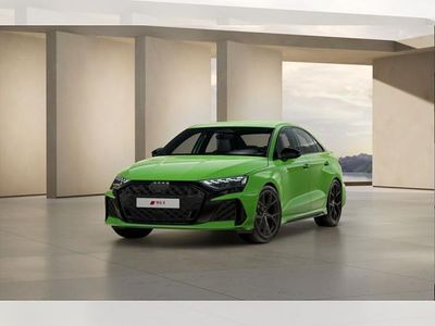 Neu Audi RS3 Ambiente 400 PS (294 kW) 2026 Grün (kyalamigrün) Limousine