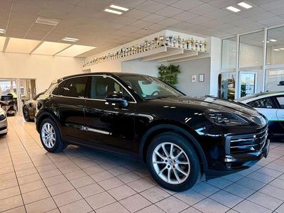 Second-hand Porsche Cayenne 354 CP (260 kW) 2025 Negru SUV