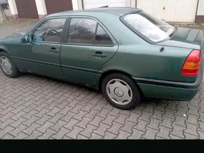 Gebraucht Mercedes C180 122 PS (89 kW) 1995 Limousine