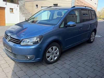 Gebraucht VW Touran Comfortline 140 PS (102 kW) 2011 Blau Van / Kleinbus