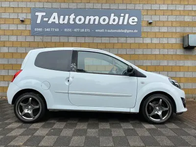Gebraucht Renault Twingo Night&Day 76 PS (55 kW) 2009 Weiß Kleinwagen