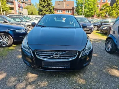 Brugt Volvo V60 Kinetic 114 HK (83 kW) 2012 Sort Stationcar