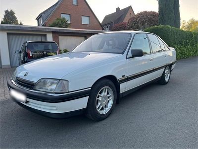 Second-hand Opel Omega 116 CP (85 kW) 1993 Alb Break