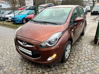 gebraucht Hyundai ix20 1-Hand Scheckheft 8-fach bereift