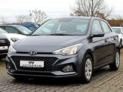 Gebraucht Hyundai i20 Active 101 PS (74 kW) 2019 Grau Kleinwagen