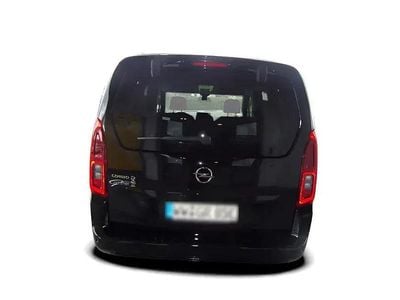 Begagnad Opel Combo-e Life Ultimate 99 kW (135 HK) 2022 Svart Van