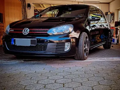 Gebraucht VW Golf VI GTI 211 PS (155 kW) 2011 Schwarz Limousine