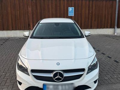Mercedes CLA180