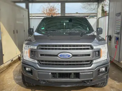 Używany Ford F-150 325 KM (239 kW) 2020 Szary Pickup