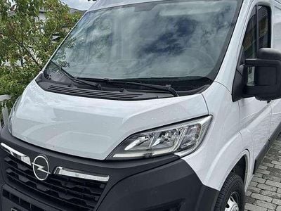 Gebraucht 2024 Opel Movano Van | 26.900 € (Teuer)
