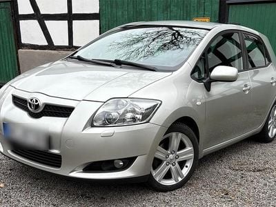 Gebraucht Toyota Auris 180 PS (132 kW) 2008 Silber Kleinwagen