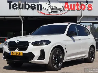 Gebraucht BMW iX3 Executive 210 kW (286 PS) 2023 Weiß SUV