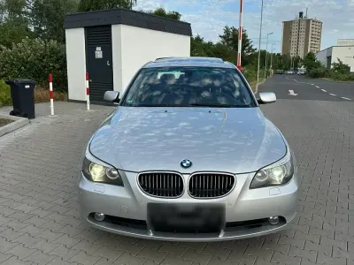 Gebraucht BMW 525 192 PS (141 kW) 2004 Silber Limousine