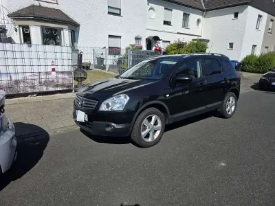 Gebraucht Nissan Qashqai +2 150 PS (110 kW) 2009 Schwarz SUV