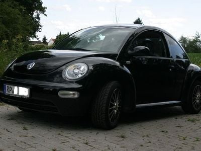 Second-hand VW Beetle 158 CP (116 kW) 2003 Negru Hatchback