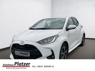Weiss Neu 2025 Toyota Yaris Hybrid Limousine | 24.480 € (Guter Preis)