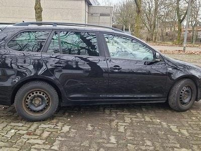 Gebraucht VW Golf VII Match 122 PS (89 kW) 2012 Schwarz Kombi