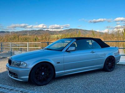 Gebraucht BMW 330 231 PS (169 kW) 2000 Silber Cabrio