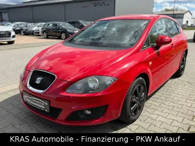 Usado Seat Leon 105 HP (77 kW) 2010 Vermelho Citadino
