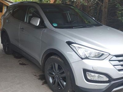 Silber Gebraucht 2015 Hyundai Santa Fe Premium SUV | 16.500 € (Fairer Preis)
