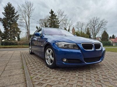 Second-hand BMW 318 143 CP (105 kW) 2009 Albastru Berlinǎ