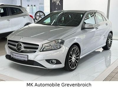 Gebraucht Mercedes A200 156 PS (114 kW) 2015 Silber Kleinwagen