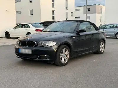 Gebraucht BMW 118 Cabriolet 143 PS (105 kW) 2009 Schwarz Cabrio