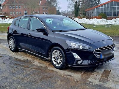 Gebraucht Ford Focus 150 PS (110 kW) 2019 Schwarz Limousine