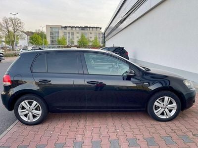 Usado VW Golf VII Match 105 HP (77 kW) 2012 Preto Sedan