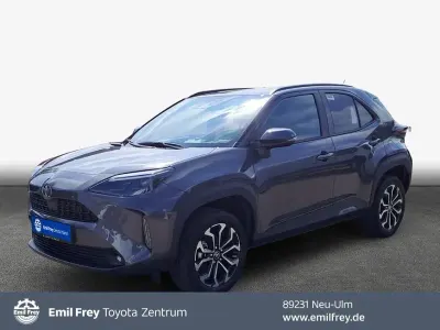 Neu Toyota Yaris Cross 131 PS (96 kW) 2025 Mysticschwarz mica SUV