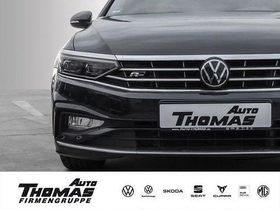 Deep black perleffekt Gebraucht 2023 VW Passat Elegance Kombi | 28.990 € (Etwas zu teuer)