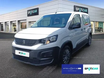 Gebraucht Peugeot e-Rifter Active 100 kW (136 PS) 2023 Weiß Van / Kleinbus