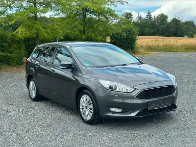 Gebraucht Ford Focus 150 PS (110 kW) 2015 Grau Kombi
