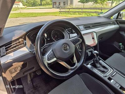 Gebraucht VW Passat Business 150 PS (110 kW) 2020 Silber Kombi