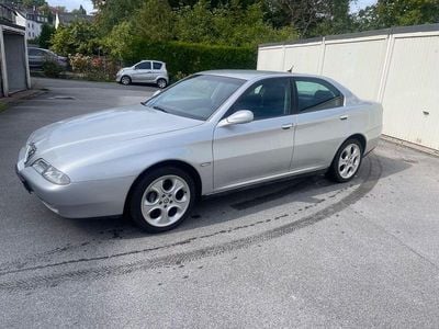 Gebraucht Alfa Romeo 166 Distinctive 188 PS (138 kW) 2001 Silber Limousine