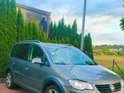 Gebraucht VW Touran 140 PS (102 kW) 2011 Grau Van / Kleinbus