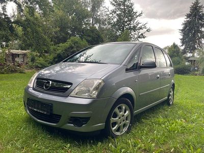 Silber Gebraucht 2006 Opel Meriva Edition Van / Kleinbus | 2.750 € (Fairer Preis)