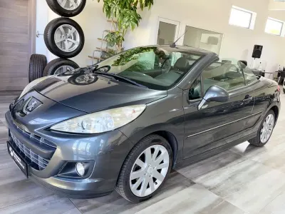 Gebraucht Peugeot 207 CC Allure 111 PS (81 kW) 2013 Grau Cabrio
