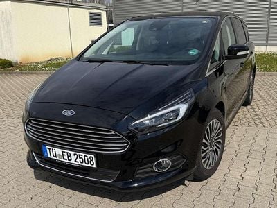 Gebraucht Ford S-MAX Titanium 190 PS (139 kW) 2019 Schwarz Van / Kleinbus