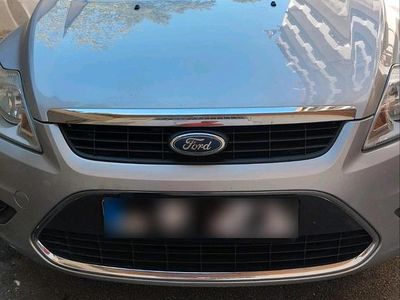 Używany Ford Focus 110 KM (80 kW) 2009 Szary Sedan/Limuzyna