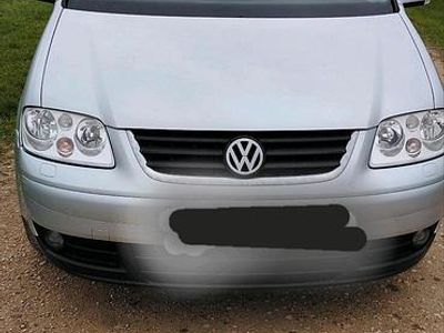 Second-hand VW Golf IV 101 CP (74 kW) 2004 Argintiu Break