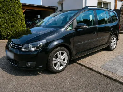 Gebraucht VW Touran 105 PS (77 kW) 2014 Schwarz Van / Kleinbus