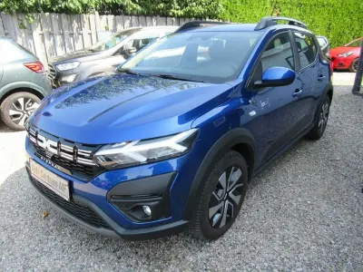 Gebraucht Dacia Sandero Expression 91 PS (66 kW) 2025 Blau Limousine