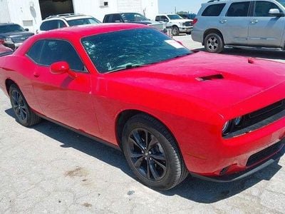Rot Gebraucht 2024 Dodge Challenger Coupé | 19.999 €