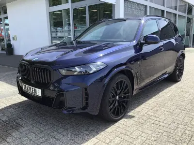 Neu BMW X5 Comfort Edition 489 PS (359 kW) 2026 Blau SUV