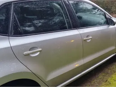 Gebraucht VW Polo 90 PS (66 kW) 2015 Silber Kleinwagen