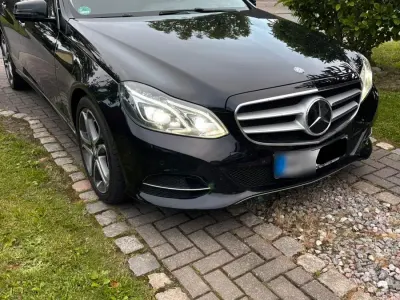 Gebraucht Mercedes E300 231 PS (169 kW) 2015 Schwarz Kombi