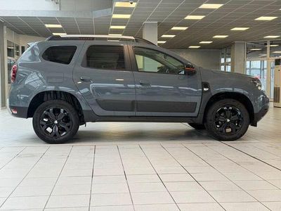 Gebraucht Dacia Duster Extreme 131 PS (96 kW) 2022 Grau SUV